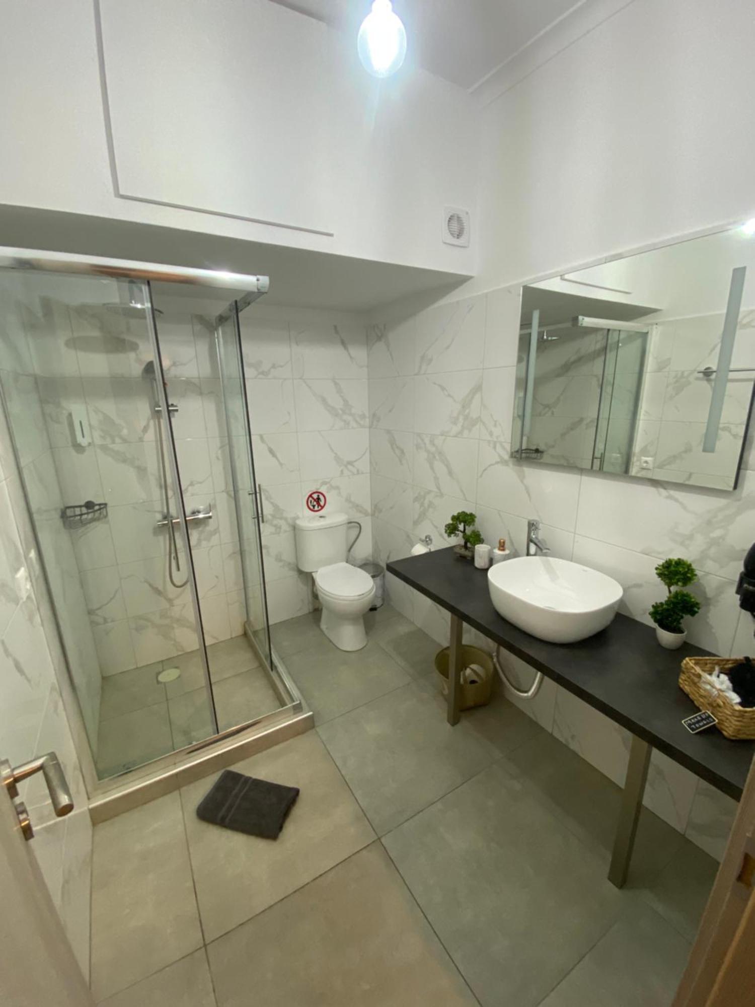 Compass Lofts Athensアパートメント エクステリア 写真